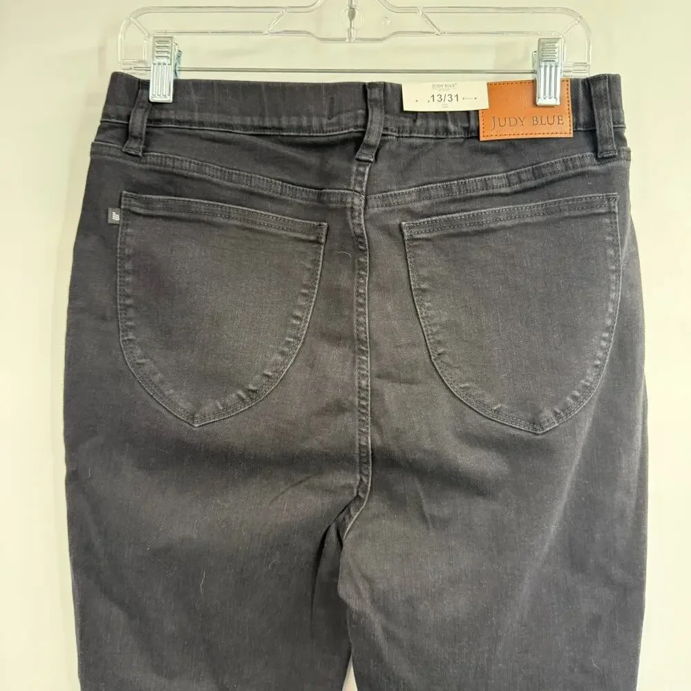 NWT Judy Blue Pull On Skinny Jeans Womens 13/31 Black High Rise Stretch Jeggings